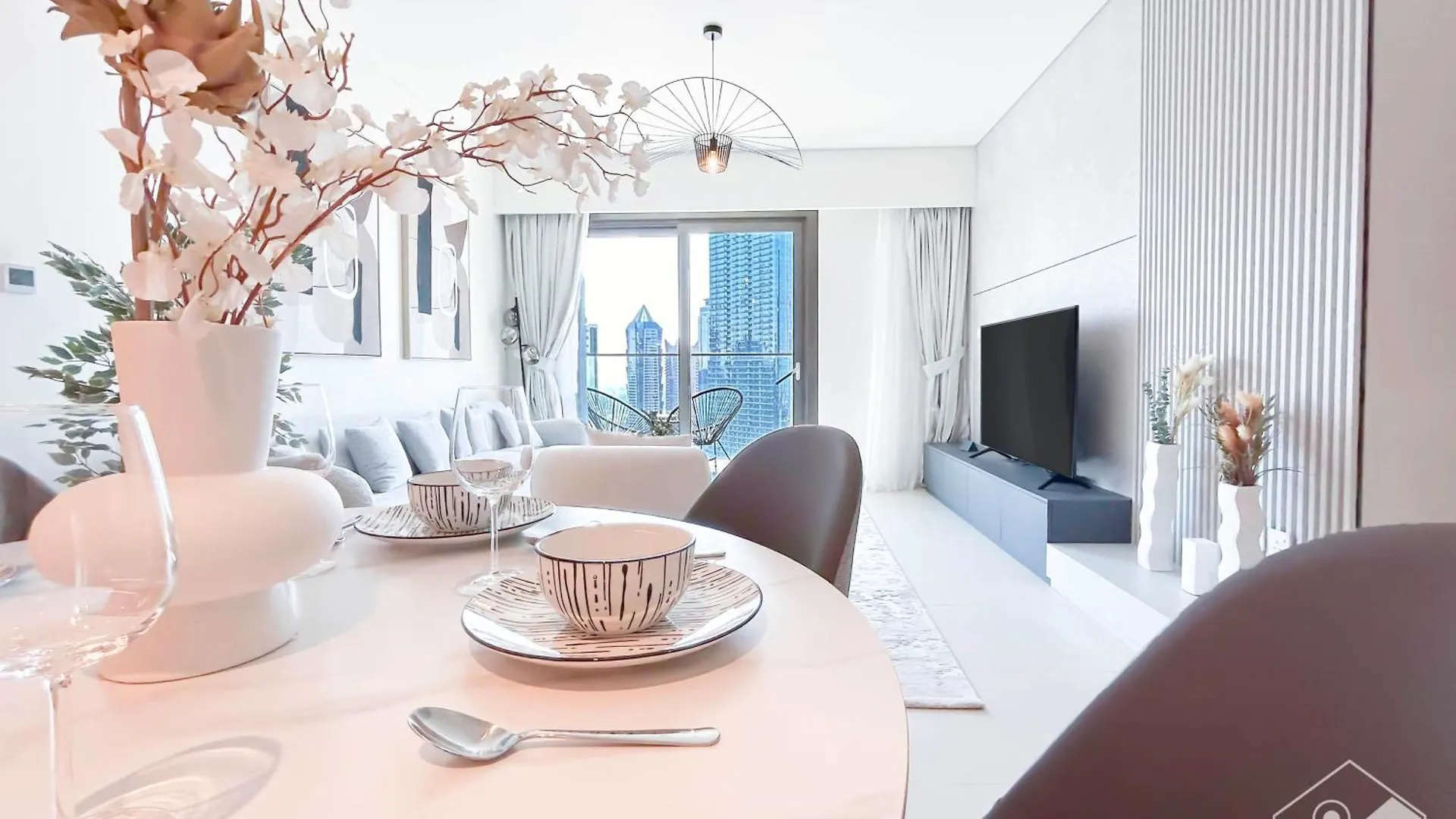 Burj Crown Luxurious 2Bedroom Balcony Dubaj
